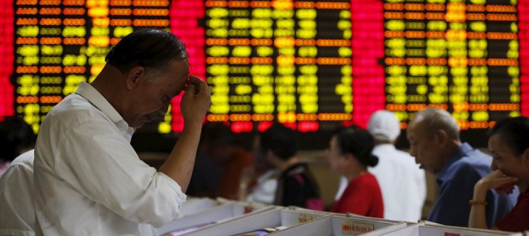 Падение китайских акций вызвало рост биткоина